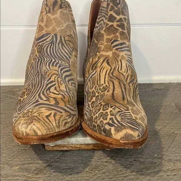 FP Movement by Free People Animal Charm Print Ankle Boots Size 38 - Picture 13 of 13